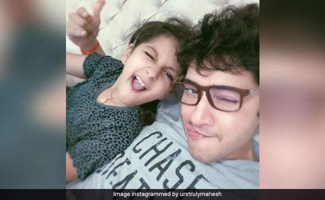 A Glimpse Of Mahesh Babu "Goofing Around" With Daughter Sitara During Lockdown