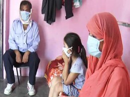 Lockdown में फंस गई गर्भवती महिला तो टैक्सी ड्राइवर ने 21 दिनों तक अपने घर पर रखा, कर्फ्यू पास बनवाकर घर छोड़कर आया Lockdown में फंस गई गर्भवती महिला तो टैक्सी ड्राइवर ने 21 दिनों तक अपने घर पर रखा, कर्फ्यू पास बनवाकर घर छोड़कर आया