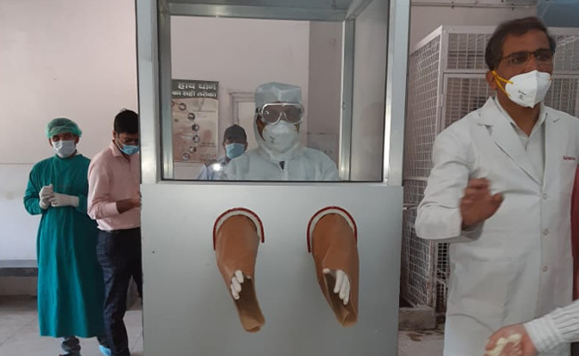 दिल्ली में कोविड पॉजिटिव मरीजों के परिवारों को जरूरी सामान की आपूर्ति करने का आदेश