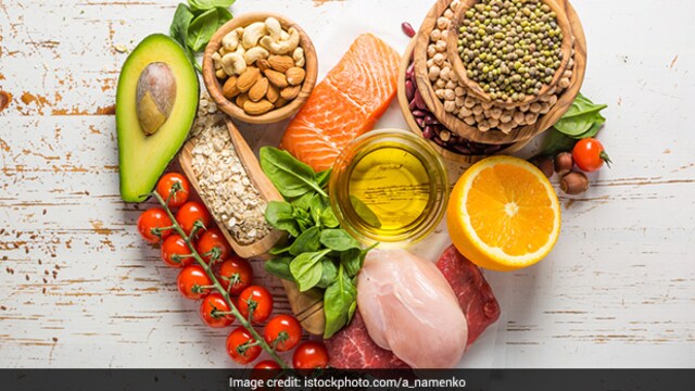 Quarantine diet tips: Eat in silence and eat slowly to manage how much you should eat