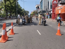 केरल में लॉकडाउन 16 जून तक बढ़ा, कई तरह की रियायतों का भी ऐलान केरल में लॉकडाउन 16 जून तक बढ़ा, कई तरह की रियायतों का भी ऐलान