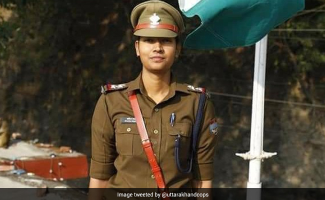 Woman Cop Defers Marriage To Help Migrant Workers Amid COVID-19 Outbreak