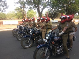 Meet These Kerala Women Cops Performing Lockdown Duties On Royal Enfields Meet These Kerala Women Cops Performing Lockdown Duties On Royal Enfields