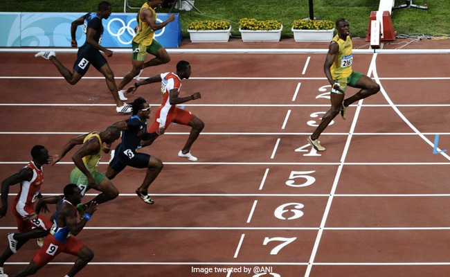 Coronavirus: उसेन बोल्ट ने ऐसा कर सभी को दी 'सोशल डिस्टेसिंग' रखने की सलाह, वायरल हुई तस्वीर