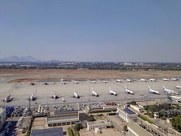 देश के कुछ और हवाईअड्डों को निजी हाथों में देने की तैयारी, कैबिनेट के सामने कल रखा जाएगा प्रस्ताव   देश के कुछ और हवाईअड्डों को निजी हाथों में देने की तैयारी, कैबिनेट के सामने कल रखा जाएगा प्रस्ताव