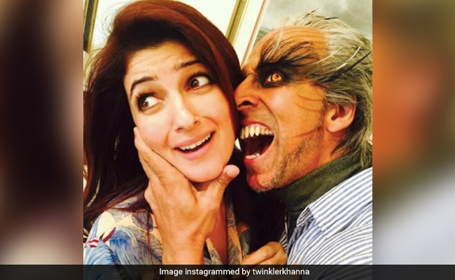 Twinkle Khanna's Forecast About Her Future 25 Years Ago Turned Out To Be True