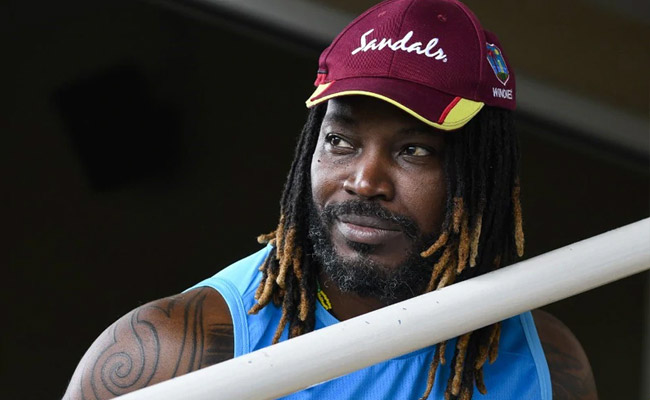 क्रिस गेल ने अपने साथी खिलाड़ी को लगाई फटकार, Video शेयर बोले- तुम कोरोना वायरस से भी बदतर..