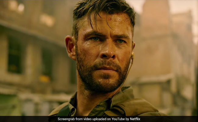 Extraction Movie Review: एक्शन की जबरदस्त डोज लिए परफेक्ट एंटरटेनर है Netflix की 'एक्सट्रैक्शन'