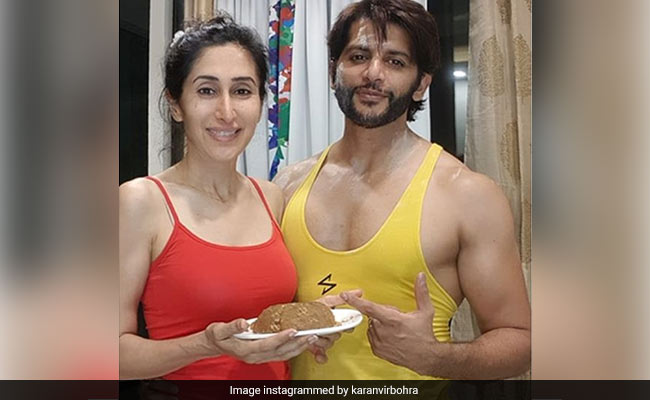 Karanvir Bohra Makes "Legendary <i>Halwa</i>" For Wife Teejay Sidhu On Their 13th Anniversary