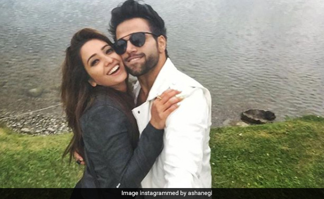 Asha Negi And Rithvik Dhanjani, Who Co-Starred In <i>Pavitra Rishta</i>, Split Up: Report