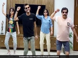 युजवेंद्र चहल ने अपने परिवार के साथ जुबान निकालकर किया ऐसा डांस, 40 लाख से ज्यादा बार देखा गया Video युजवेंद्र चहल ने अपने परिवार के साथ जुबान निकालकर किया ऐसा डांस, 40 लाख से ज्यादा बार देखा गया Video