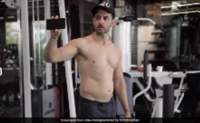 ऋतिक रोशन ने आनंद कुमार से 'वॉर' के कबीर में यूं किया ट्रांसफॉर्मेशन, Video में यूं मेहनत करते आए नजर