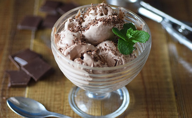 How To Make Ice Cream At Home Without Using A Machine