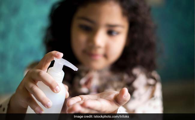 Say No To Chemicals. Pick Natural Hand Sanitisers For Your Kids