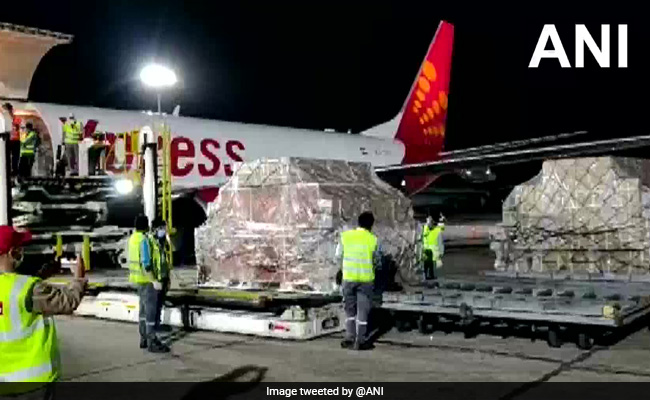 No Salaries For April, May; Hours Flown-Based Pay For Cargo Flights: SpiceJet To Pilots