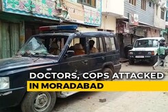 Doctors, Cops Escorting Possible COVID-19 Patient Attacked In Moradabad, UP Doctors, Cops Escorting Possible COVID-19 Patient Attacked In Moradabad, UP