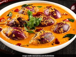 Eggplant Eating Benefits: बैंगन खाने में करते हैं आनाकानी तो जान लें 6 गजब के फायदे Eggplant Eating Benefits: बैंगन खाने में करते हैं आनाकानी तो जान लें 6 गजब के फायदे