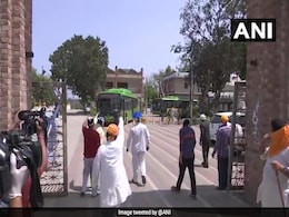 Coronavirus: Over 200 Stranded Sikhs Evacuated From Delhi Gurdwara Coronavirus: Over 200 Stranded Sikhs Evacuated From Delhi Gurdwara