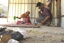 Salt-Rice, Water: How Migrant Workers Are Coping With Lockdown In Delhi Salt-Rice, Water: How Migrant Workers Are Coping With Lockdown In Delhi