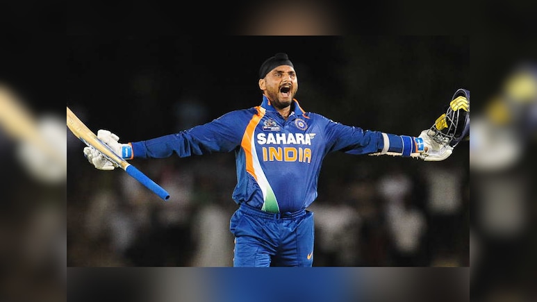 Asia Cup इतिहास का बीपी बढ़ाने वाला मुकाबला, शोएब अख्तर से हुई तीखी बहस, भज्जी ने छक्का लगाकर दिलाई जीत