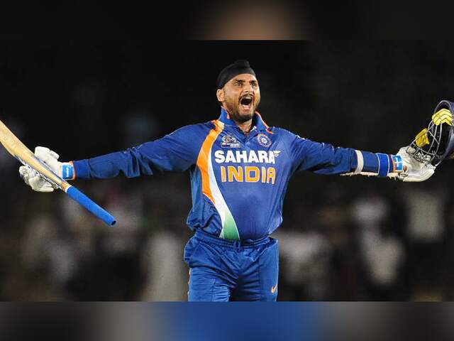 Harbhajan Singh Shares Last-Over Six Against Pakistan Throwback Video On Instagram. Watch Harbhajan Singh Shares Last-Over Six Against Pakistan Throwback Video On Instagram. Watch
