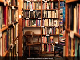 30% Bookstores In Afghanistan Shut Due To Lack Of Good Market: Report 30% Bookstores In Afghanistan Shut Due To Lack Of Good Market: Report