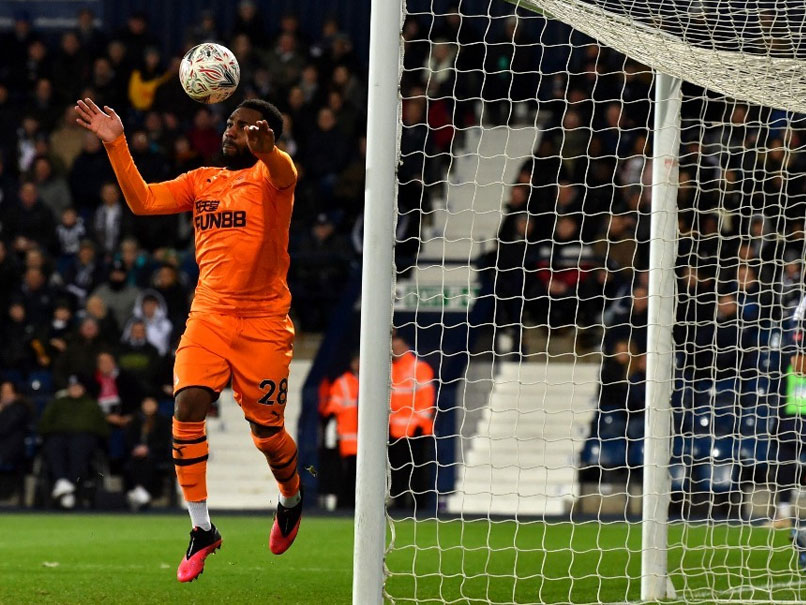 Premier League Players' "Backs Against Wall" Over Coronavirus, Says Danny Rose