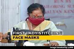 President Ram Nath Kovind's Wife Stitches Masks For Shelter Homes President Ram Nath Kovind's Wife Stitches Masks For Shelter Homes