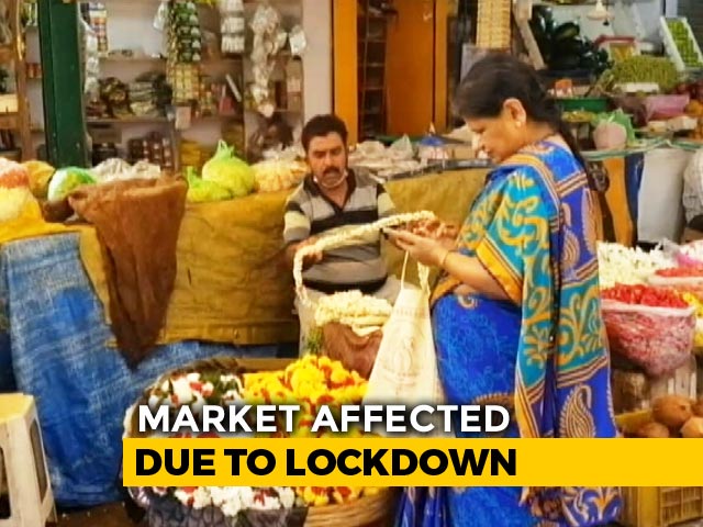 Bengaluru's Vegetable And Flower Market Affected Due To Lockdown