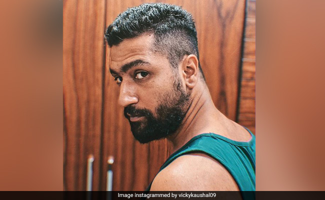 Guess Who Is Giving Haircut To Vicky Kaushal
