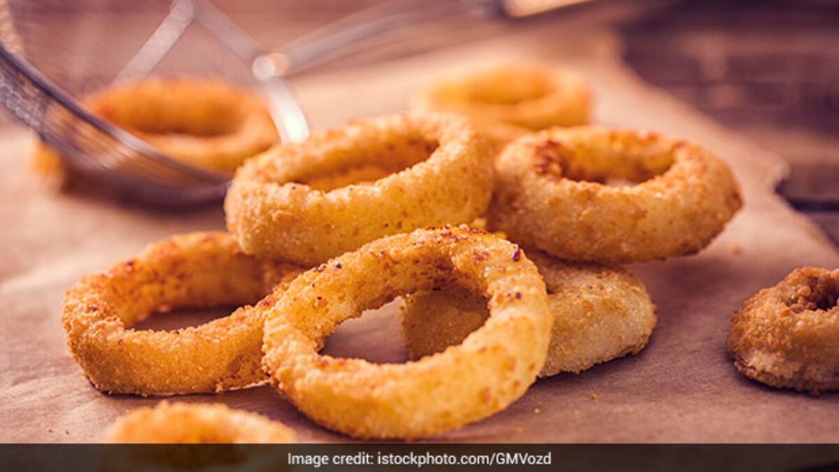 Weekend Special Make Crispy And Delicious Onion Rings In 20 Minutes