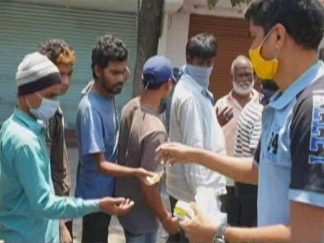 Hyderabad Techie Turns Social Worker To Help The Poor Amid Lockdown