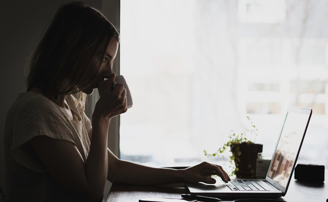 How To Maintain Your Work-Life Balance When Working From Home