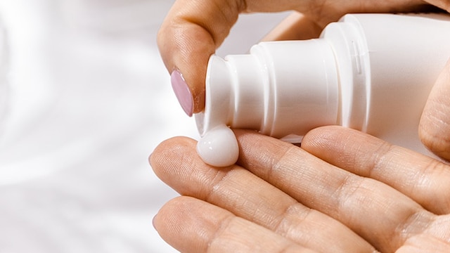 There are different kinds of moisturisers with different ingredients, as per the needs of everyone's skin