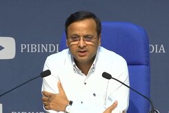 Industrial Waste Still Visible On Yamuna Despite COVID-19 Lockdown Industrial Waste Still Visible On Yamuna Despite COVID-19 Lockdown