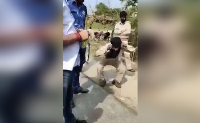 On Camera, Bihar Home Guard Seeking Officer's Lockdown Pass "Punished"