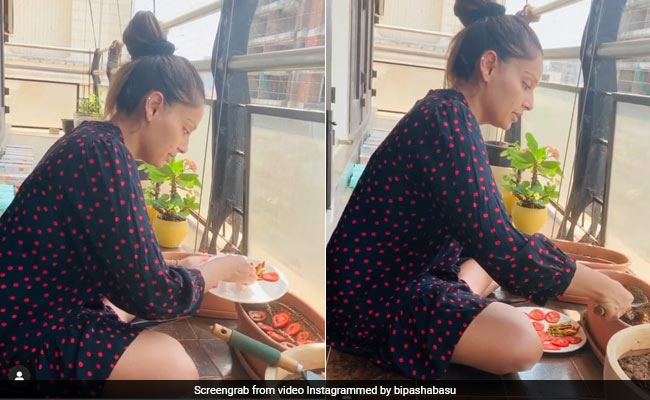 Bipasha Basu Gives Us A Tutorial On Growing Tomatoes And Chillies At Home