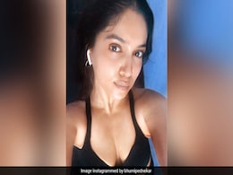 Lockdown में बंद भूमि पेडनेकर ने कुछ इस तरह बहाया पसीना, शेयर की Photo Lockdown में बंद भूमि पेडनेकर ने कुछ इस तरह बहाया पसीना, शेयर की Photo