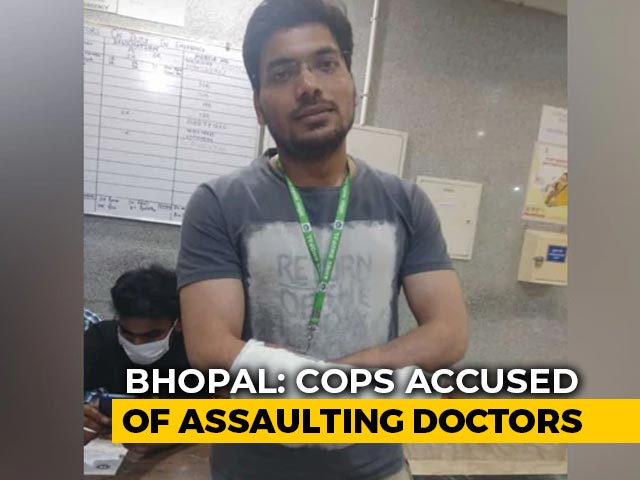 Bhopal Cops Accused Of Assaulting Doctors For "Spreading Coronavirus"