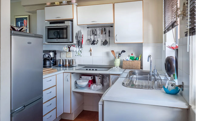 5 Cleaning Tips To Keep Your Kitchen Safe Amid Coronavirus Scare