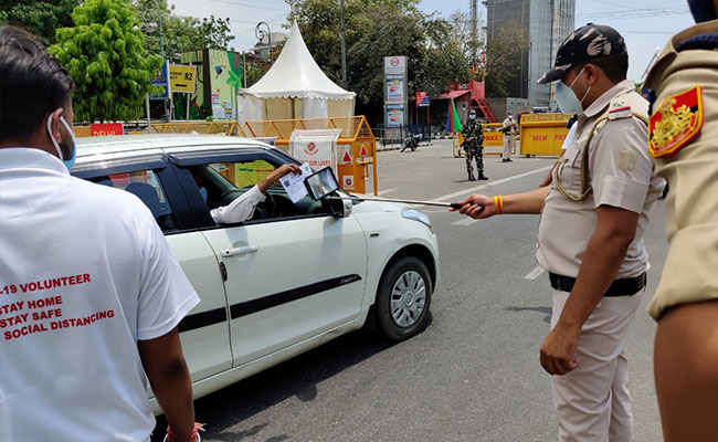 Coronavirus: कोरोना की चपेट में दिल्ली पुलिस, 1 DCP और 6 SHO समेत अब तक 450 पुलिसकर्मी संक्रमित