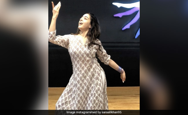 Sara Ali Khan's Monday Motivation - The "Dance Edition"