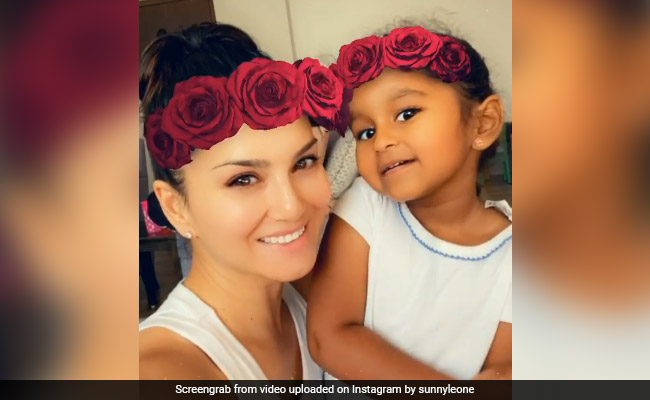 सनी लियोन ने बेटी के साथ शेयर किया यह Cute Video, कहा...