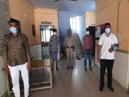 Coronavirus: गौतम बुद्ध नगर में मेडिकल स्टाफ से खाली नहीं कराए जा सकेंगे आवास Coronavirus: गौतम बुद्ध नगर में मेडिकल स्टाफ से खाली नहीं कराए जा सकेंगे आवास