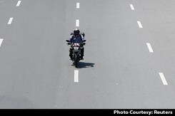 Allow Sale Of Non-Essential Goods: E-Tailers To Government Allow Sale Of Non-Essential Goods: E-Tailers To Government