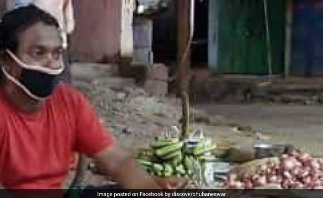 Odisha Comedian Ravi Kumar Out Of Work, Forced To Sell Vegetables During Lockdown