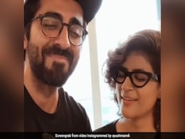 आयुष्मान खुराना ने पत्नी ताहिरा कश्यप के साथ खेला रैपिड फायर, बताया कौन है ज्यादा अच्छा Kisser, देखें Video आयुष्मान खुराना ने पत्नी ताहिरा कश्यप के साथ खेला रैपिड फायर, बताया कौन है ज्यादा अच्छा Kisser, देखें Video