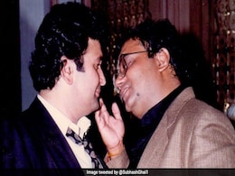 Rishi Kapoor's <i>Karz</i> Director Subhash Ghai Tweets About Being Unable To See "Best Friend" Rishi Kapoor's <i>Karz</i> Director Subhash Ghai Tweets About Being Unable To See "Best Friend"