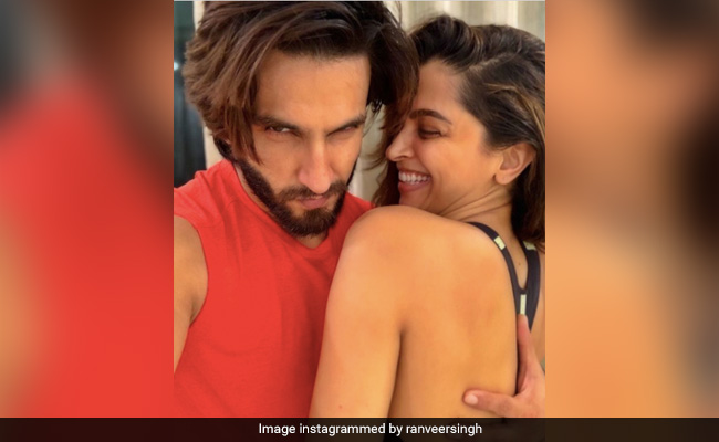 ICYMI: Deepika Padukone Left The Best Burn On Ranveer Singh's Tiger Pic