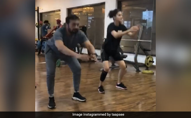 तापसी ने अनुराग कश्‍यप के साथ वर्कआउट का पुराना वीडियो किया शेयर, जवाब मिला- "तुम बहुत...", देखें Video